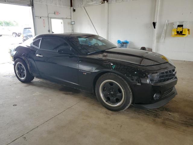 2G1FA1E39D9245965 - 2013 CHEVROLET CAMARO LS BLACK photo 4