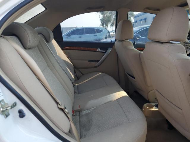 KL1TG5DEXAB097006 - 2010 CHEVROLET AVEO LT WHITE photo 10