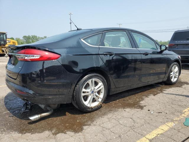 3FA6P0H73JR180069 - 2018 FORD FUSION SE BLACK photo 3