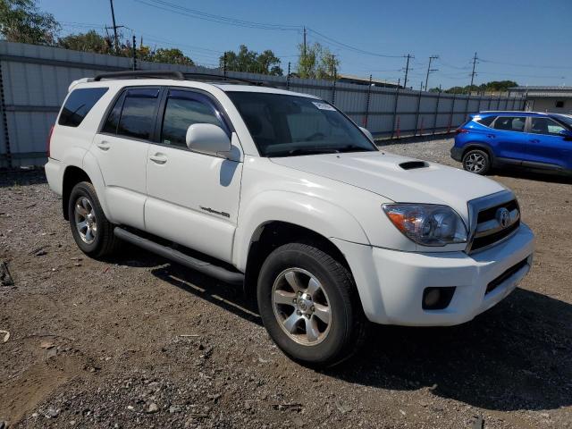 JTEBU14R68K009650 - 2008 TOYOTA 4RUNNER SR5 WHITE photo 4