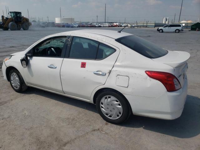 3N1CN7AP7HL815770 - 2017 NISSAN VERSA S WHITE photo 2