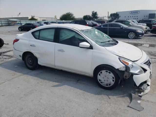 3N1CN7AP7HL815770 - 2017 NISSAN VERSA S WHITE photo 4