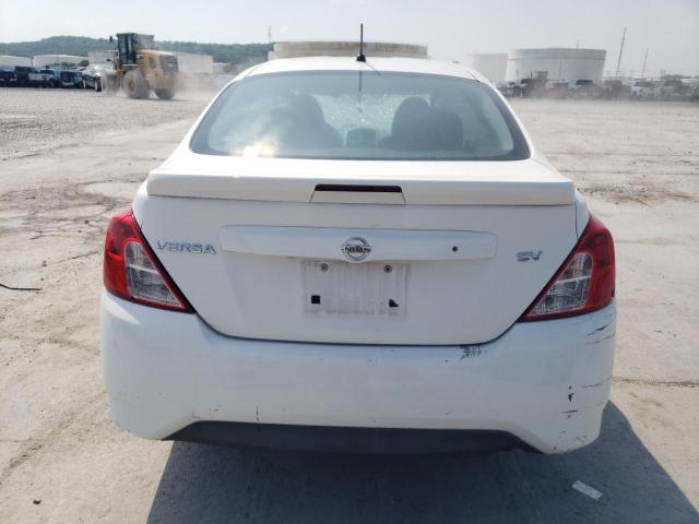 3N1CN7AP7HL815770 - 2017 NISSAN VERSA S WHITE photo 6