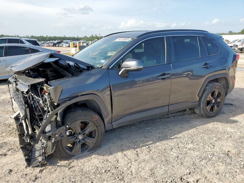 2020 TOYOTA RAV4 XLE, 