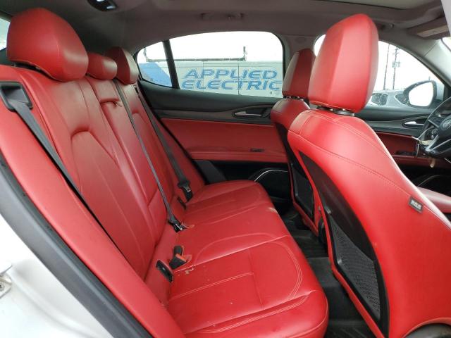 ZASFAKBN1J7B82531 - 2018 ALFA ROMEO STELVIO TI Gümüş foto 11