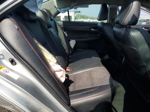 4T1BF1FK3HU782963 - 2017 TOYOTA CAMRY LE SILVER photo 10