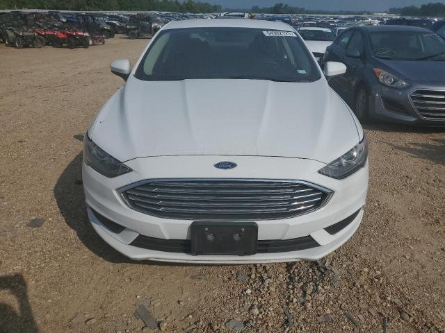 3FA6P0H70HR416364 - 2017 FORD FUSION SE WHITE photo 5