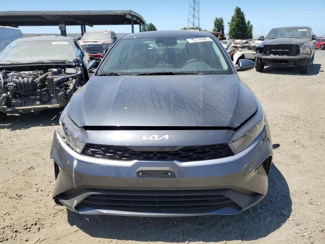 3KPF24ADXPE647813 - 2023 KIA FORTE LX GRAY photo 5