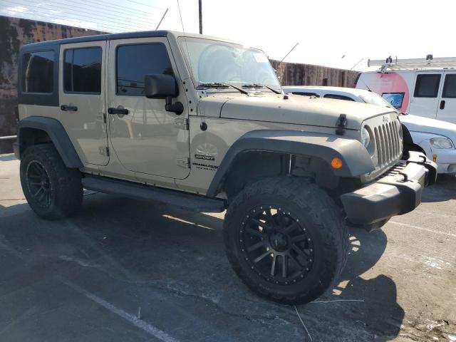 1C4BJWDG8JL907613 - 2018 JEEP WRANGLER U SPORT Բեժ լուսանկար 4