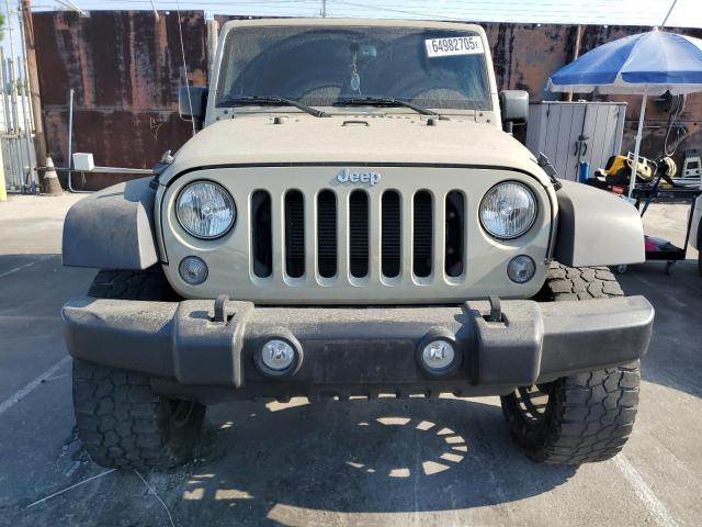 1C4BJWDG8JL907613 - 2018 JEEP WRANGLER U SPORT Բեժ լուսանկար 5