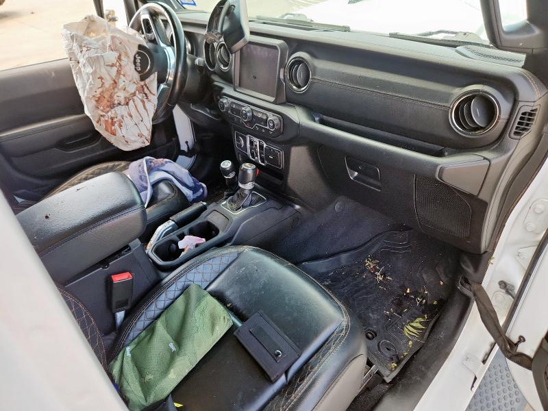 1C4HJXENXMW509657 - 2021 JEEP WRANGLER U SAHARA WHITE photo 8