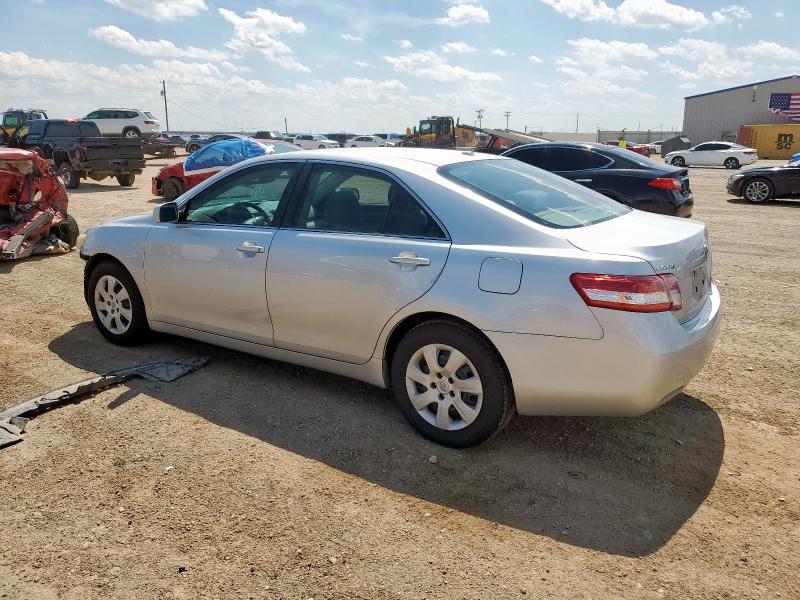 4T4BF3EK6BR155443 - 2011 TOYOTA CAMRY BASE SILVER photo 2