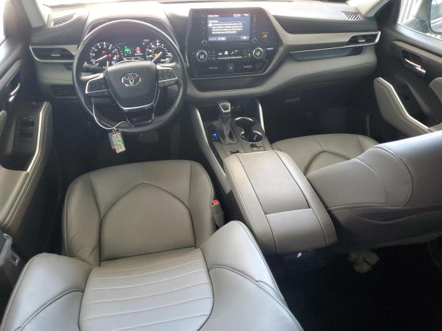 5TDGZRAH3LS512320 - 2020 TOYOTA HIGHLANDER XLE SILVER photo 8