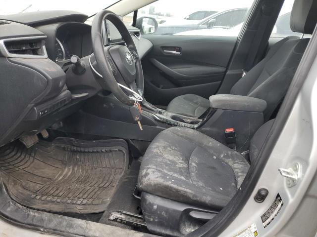 5YFEPMAE1MP208032 - 2021 TOYOTA COROLLA LE ვერცხლისფერი ფოტო 7