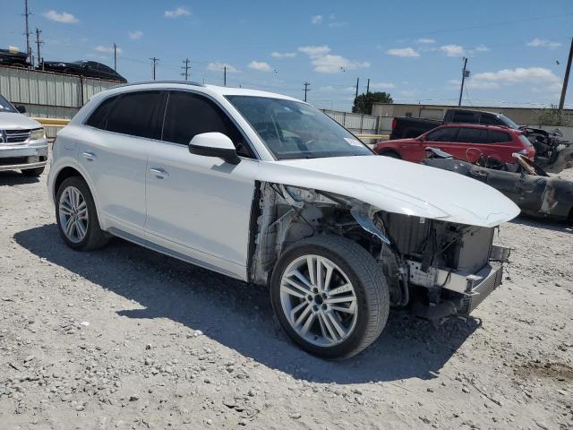 WA1CNAFY8J2224697 - 2018 AUDI Q5 PRESTIGE თეთრი ფოტო 4