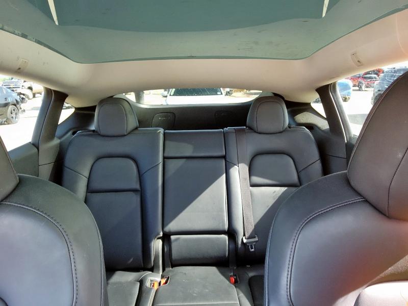 5YJYGAEE5MF136656 - 2021 TESLA MODEL Y GRAY photo 10