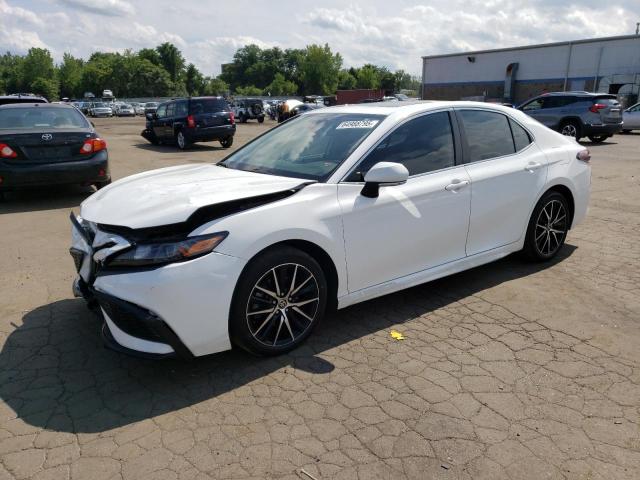 4T1T11BK8PU081519 - 2023 TOYOTA CAMRY SE NIGHT SHADE WHITE photo 1