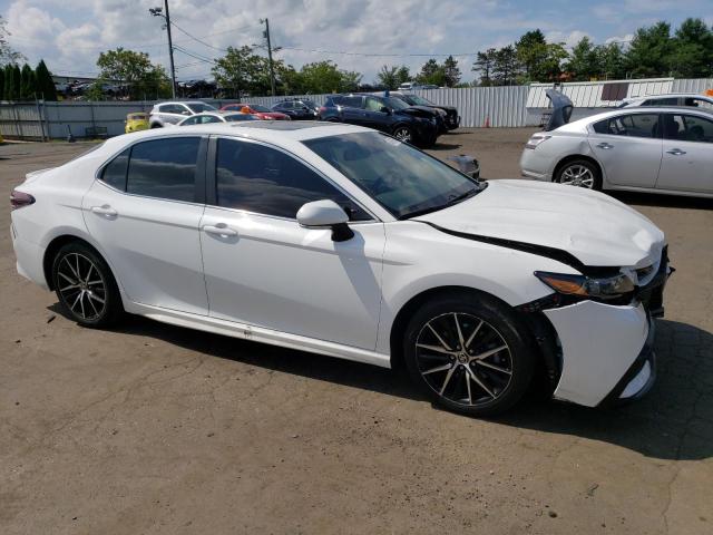 4T1T11BK8PU081519 - 2023 TOYOTA CAMRY SE NIGHT SHADE WHITE photo 4