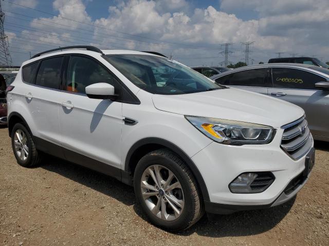 1FMCU9HD6JUA80388 - 2018 FORD ESCAPE SEL თეთრი ფოტო 4