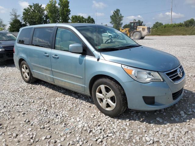 2V4RW3D15AR184603 - 2010 VOLKSWAGEN ROUTAN SE BLUE photo 4