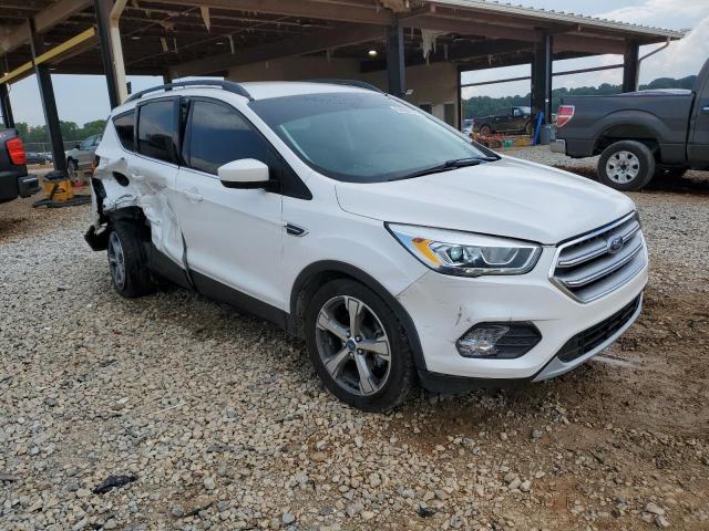 1FMCU0GD6HUD24497 - 2017 FORD ESCAPE SE WHITE photo 4