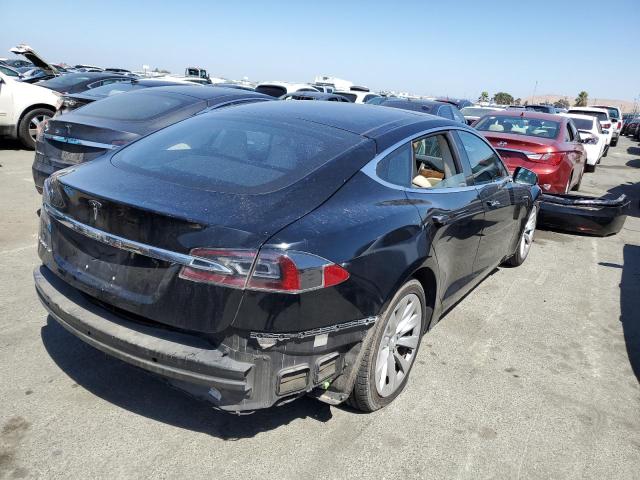 5YJSA1E25GF168864 - 2016 TESLA MODEL S Schwarz Foto 3