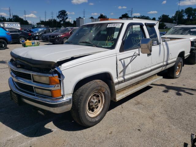 1GCGC29J3TE266844 - 1996 CHEVROLET GMT-400 C2500 WHITE photo 2