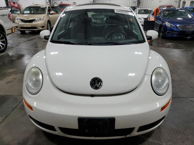 3VWRG3AG7AM014893 - 2010 VOLKSWAGEN NEW BEETLE WHITE photo 5