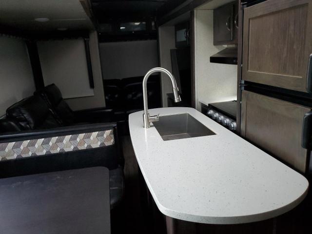 4YDT32828KB450442 - 2019 KEYSTONE OUTBACK WHITE photo 6