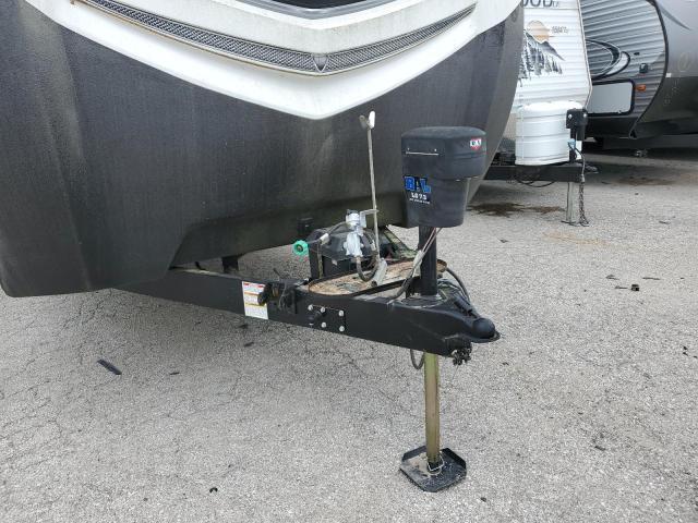 4YDT32828KB450442 - 2019 KEYSTONE OUTBACK WHITE photo 8