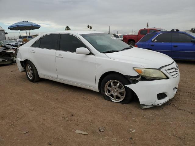 4T4BF3EK6AR070679 - 2010 TOYOTA CAMRY BASE WHITE photo 4