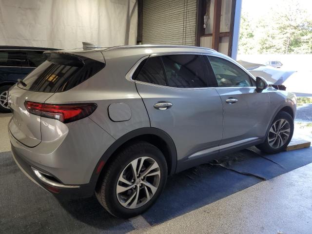 LRBFZNR47PD069661 - 2023 BUICK ENVISION ESSENCE فضي صورة 3