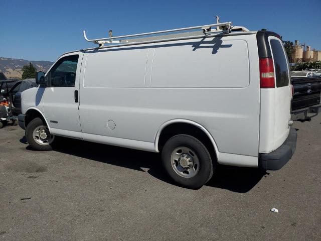 1GCGG25V651141361 - 2005 CHEVROLET EXPRESS G2 WHITE photo 2