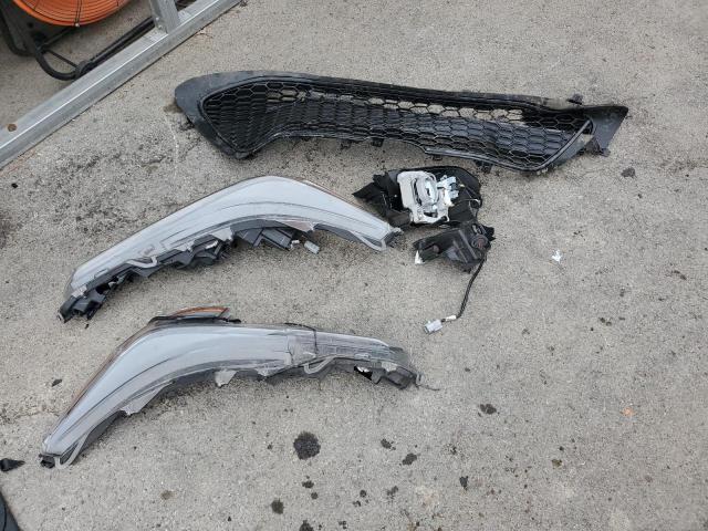 5YFEPMAE9NP380620 - 2022 TOYOTA COROLLA LE BLACK photo 12