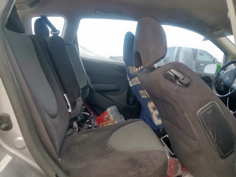 JHMGD38667S014771 - 2007 HONDA FIT S GREEN photo 10