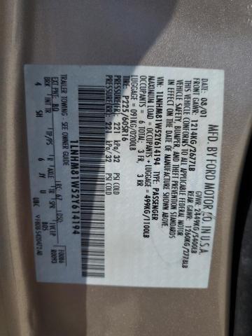 1LNHM81W52Y614194 - 2002 LINCOLN TOWN CAR EXECUTIVE TAN photo 12