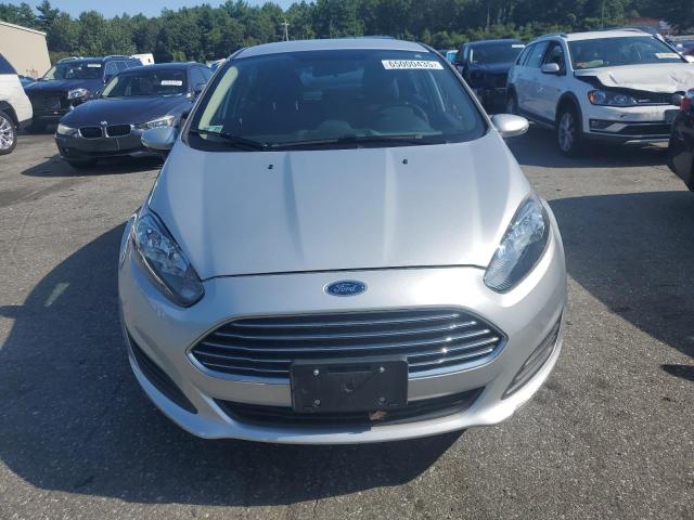 3FADP4EJ4FM222798 - 2015 FORD FIESTA SE SILVER photo 5