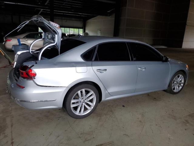 1VWLA7A36KC011353 - 2019 VOLKSWAGEN PASSAT WOLFSBURG SILVER photo 3