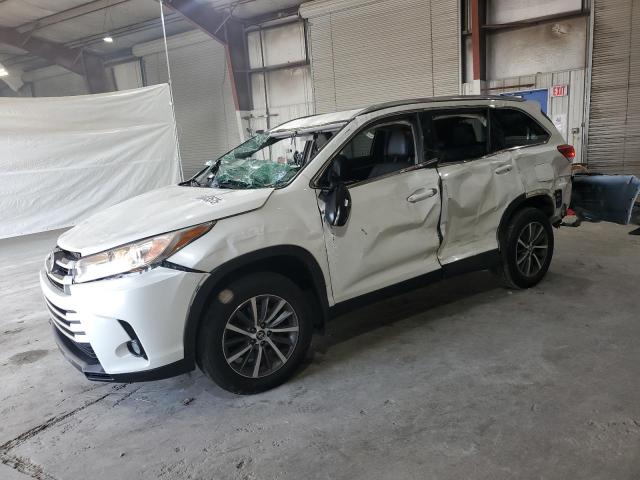 2019 TOYOTA HIGHLANDER SE, 