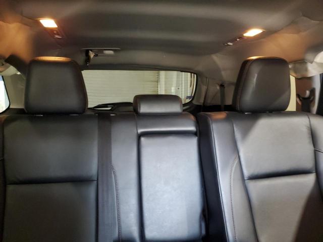 5TDJZRFH8KS597507 - 2019 TOYOTA HIGHLANDER SE WHITE photo 10