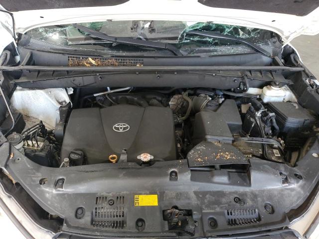 5TDJZRFH8KS597507 - 2019 TOYOTA HIGHLANDER SE WHITE photo 12