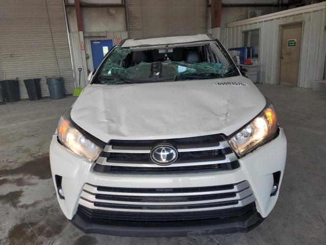 5TDJZRFH8KS597507 - 2019 TOYOTA HIGHLANDER SE WHITE photo 5