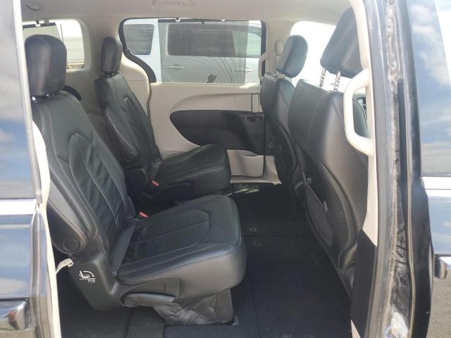 2C4RC1BGXHR771940 - 2017 CHRYSLER PACIFICA TOURING L BLACK photo 11