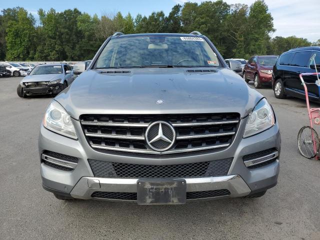 4JGDA5HB6DA204637 - 2013 MERCEDES-BENZ ML 350 4MATIC GRAY photo 5