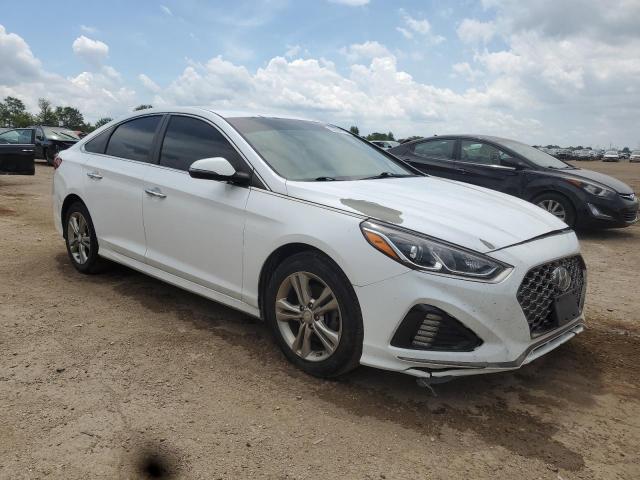 5NPE34AF2KH754580 - 2019 HYUNDAI SONATA LIMITED WHITE photo 4