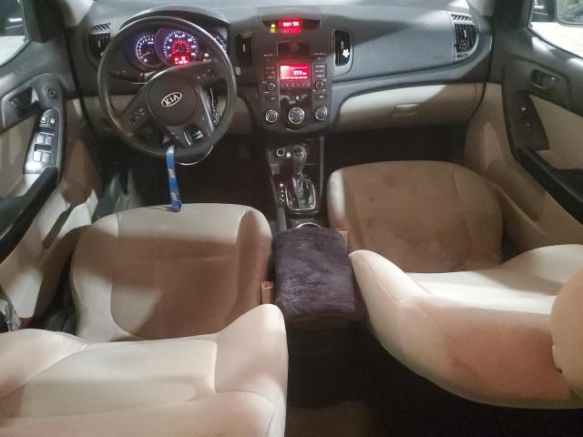 KNAFU4A2XB5326199 - 2011 KIA FORTE EX BLACK photo 8