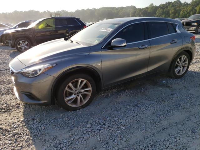 SJKCH5CP3JA050458 - 2018 INFINITI QX30 BASE GRAY photo 1