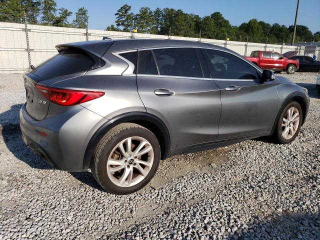 SJKCH5CP3JA050458 - 2018 INFINITI QX30 BASE GRAY photo 3