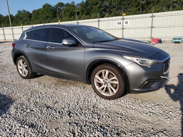 SJKCH5CP3JA050458 - 2018 INFINITI QX30 BASE GRAY photo 4