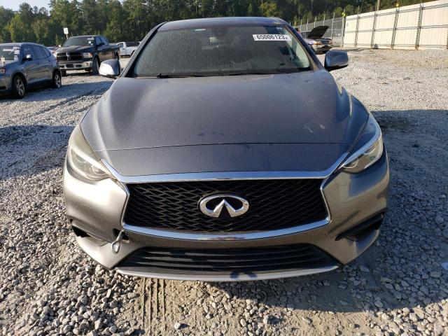 SJKCH5CP3JA050458 - 2018 INFINITI QX30 BASE GRAY photo 5